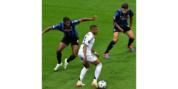 Mbappeho debut v Realu Madrid, první gól a první šampionát