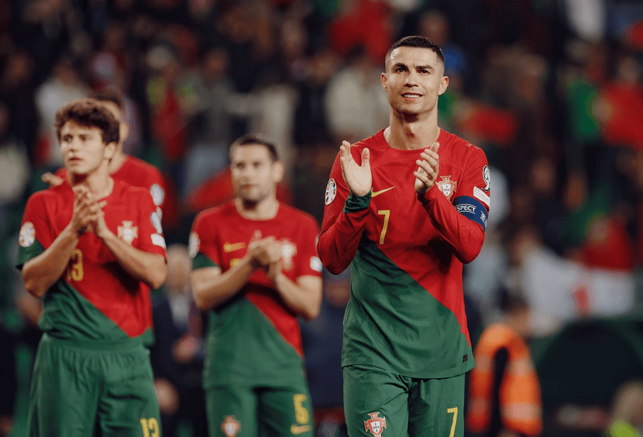 Osmatřicetiletý Cristiano Ronaldo je stále pevně v hlavní pozici národního týmu